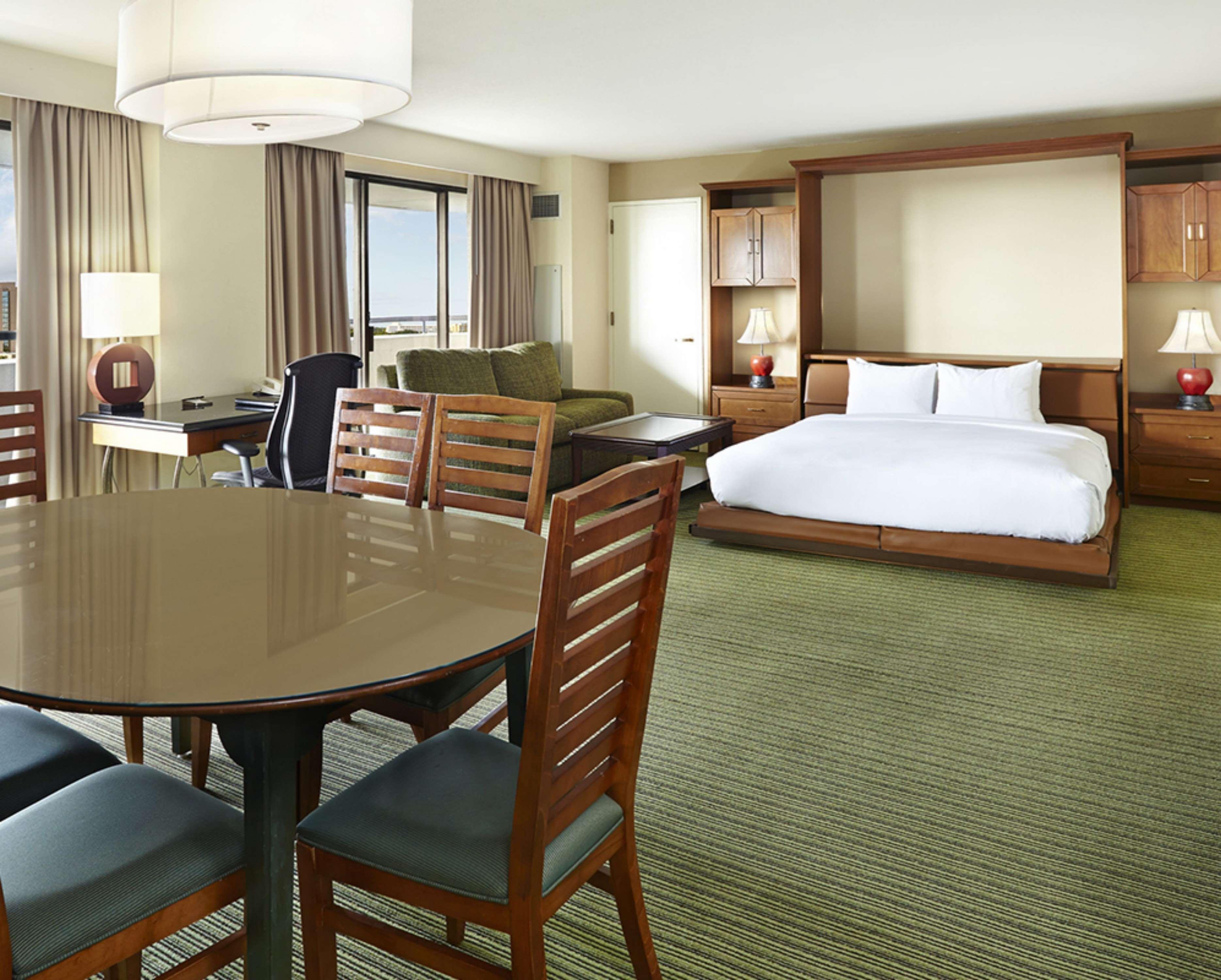Hilton Orlando Lake Buena Vista - Disney Springs™ Area Екстер'єр фото